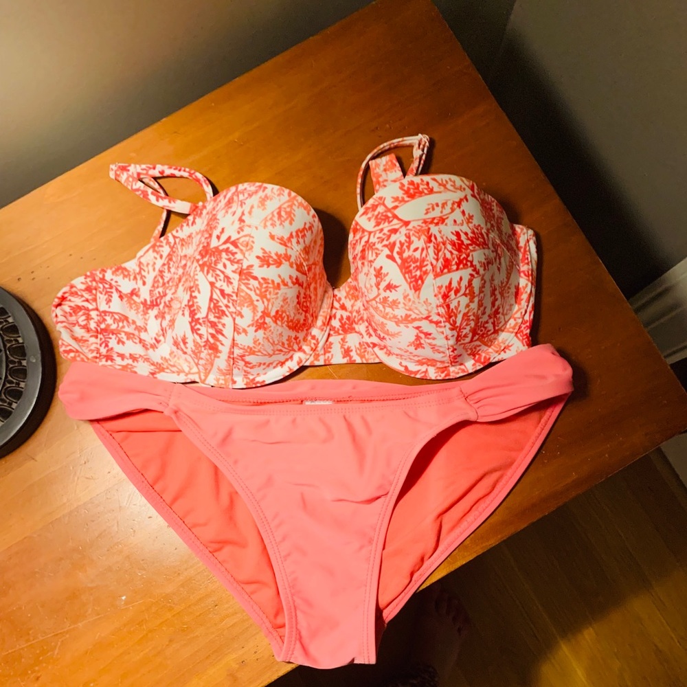 Old Navy Bikini in Coral